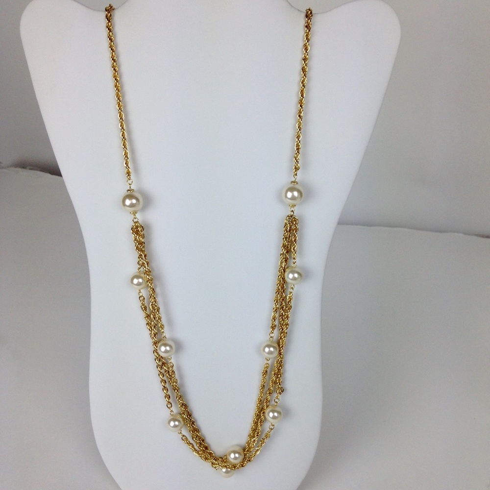 Vintage 90s Long Gold Tone Retro Strand necklace